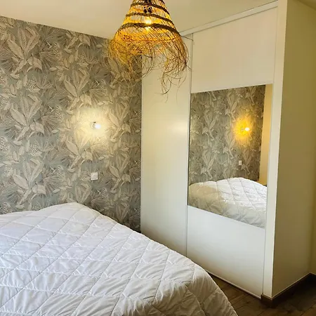 Confortable Maison Renovee, Jardin Clos, 1km Вилла Киберон